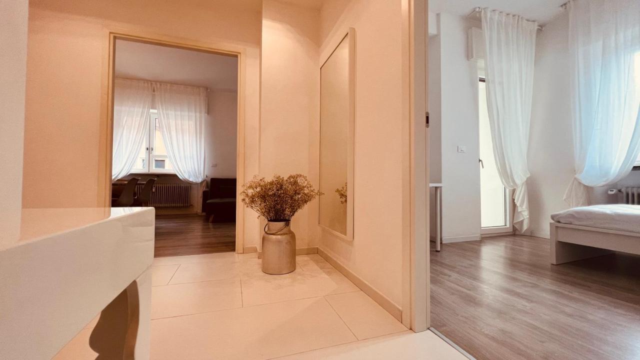 White House Lounge Supreme Apartment Udine Ngoại thất bức ảnh