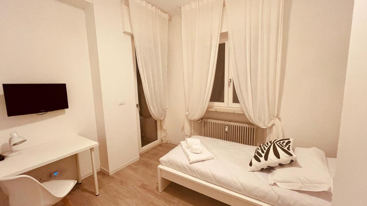 White House Lounge Supreme Apartment Udine Ngoại thất bức ảnh